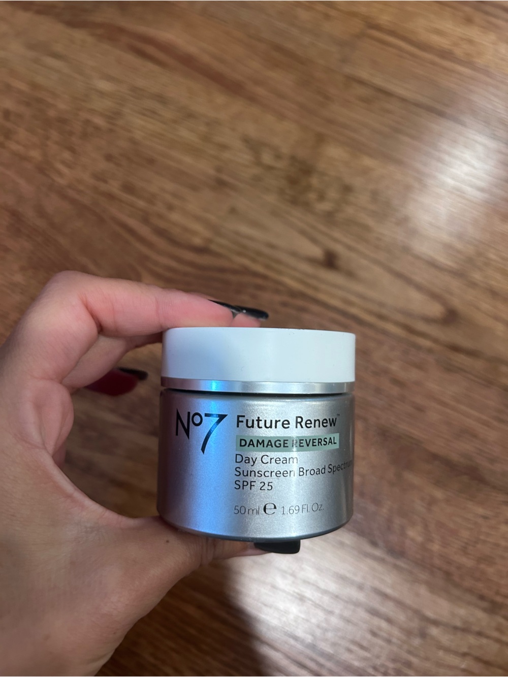 Future Renew Day Cream SPF 25 and Serum Bundle- Silver/White